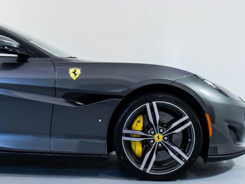 Certified 2019 Ferrari Portofino image 16