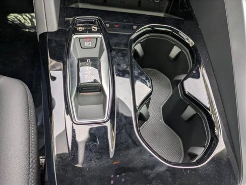 New 2025 Audi Q5 Premium image 16