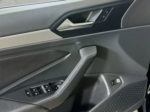 Used 2020 Volkswagen Jetta S w/ Driver Assistance Package image 19