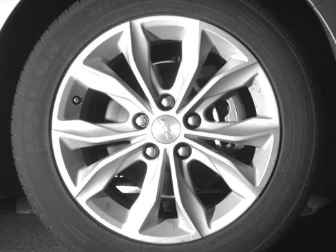 Used 2025 Chevrolet Malibu LT FWD image 26