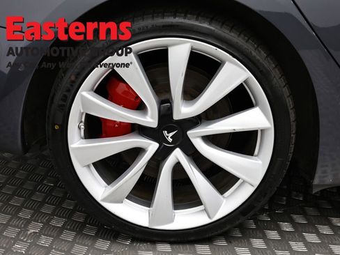 Used 2018 Tesla Model 3 Long Range image 23
