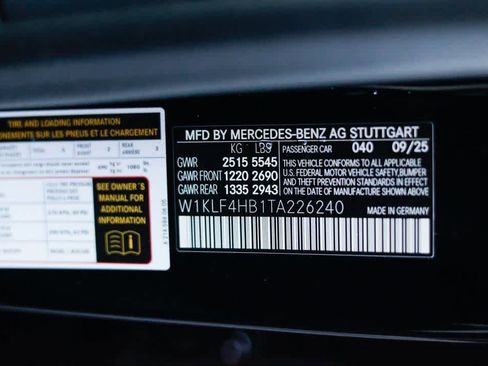 Used 2026 Mercedes-Benz E 350 4MATIC Sedan image 31