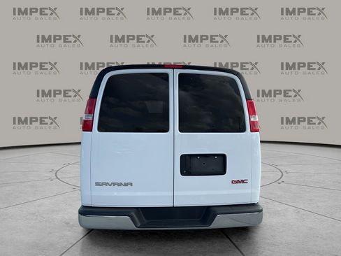 Used 2025 GMC Savana 3500 LT w/ LT Preferred Equipment Group image 4