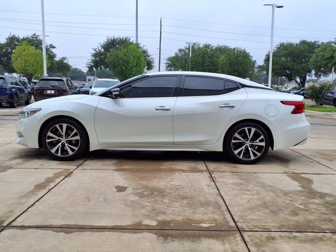 Used 2017 Nissan Maxima Platinum FWD image 22