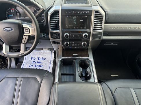 Used 2017 Ford F250 Platinum w/ Platinum Ultimate Package AWD/4WD image 32