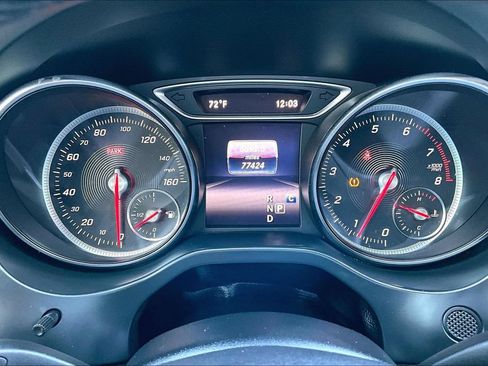 Used 2019 Mercedes-Benz CLA 250 image 8