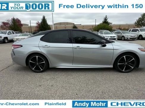 Used 2018 Toyota Camry XSE image 38