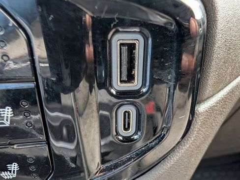 Used 2024 Chevrolet Silverado 2500 LTZ w/ LTZ Convenience Package image 20