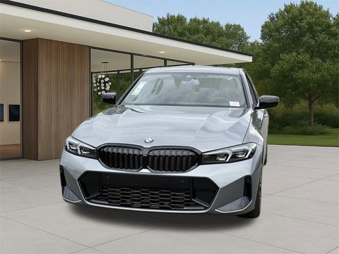 New 2026 BMW 330i Sedan w/ M Sport Package image 3