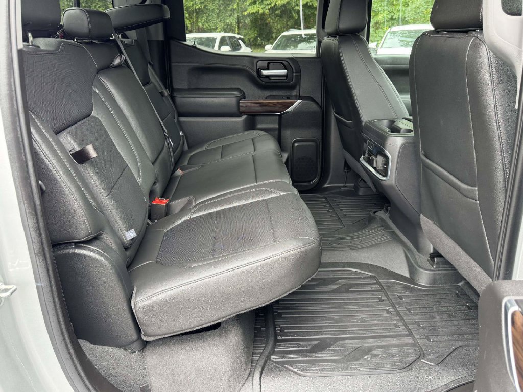 Used 2021 GMC Sierra 1500 SLT w/ Technology Package AWD/4WD image 16