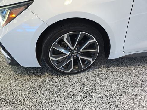 Used 2021 Toyota Corolla SE image 3