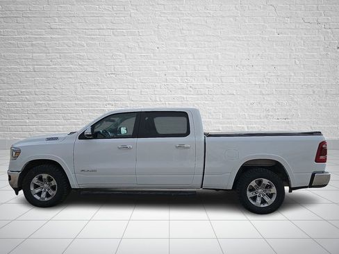 Used 2022 RAM 1500 Laramie RWD image 2