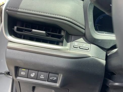 Used 2025 Toyota Grand Highlander AWD Hybrid image 7