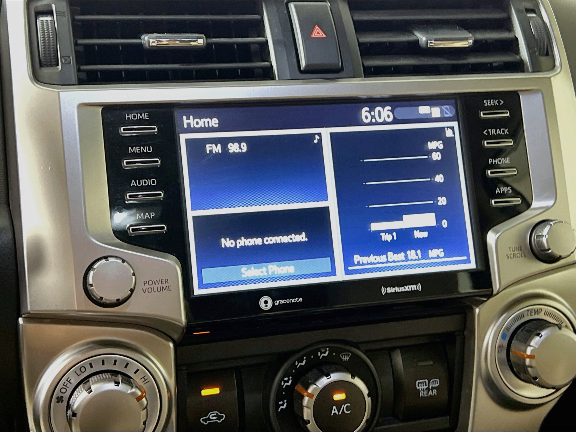 Used 2023 Toyota 4Runner SR5 AWD/4WD image 27