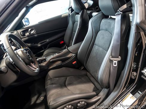 New 2024 Nissan Z Performance w/ Floor Mat Package image 8