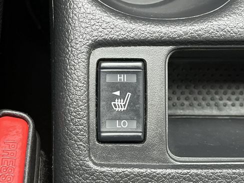 Used 2020 Nissan Rogue SV AWD/4WD image 20
