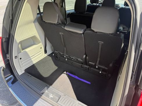 Used 2017 Dodge Grand Caravan SE w/ Power Window Group FWD image 20