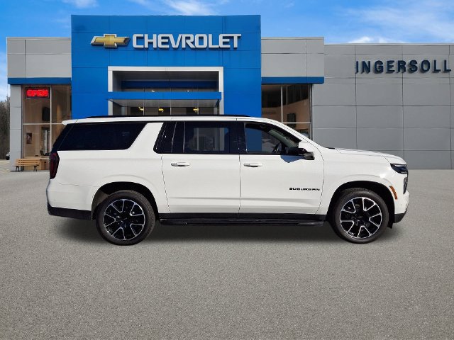 Used 2026 Chevrolet Suburban RST AWD/4WD image 27