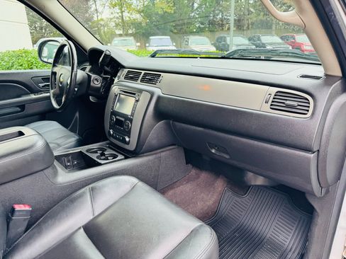 Used 2013 Chevrolet Silverado 1500 LTZ w/ LTZ Plus Package image 18