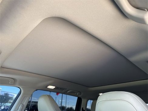 Used 2025 Subaru Ascent Limited image 21