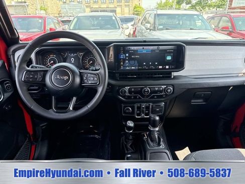 Used 2024 Jeep Wrangler Unlimited Sport AWD/4WD image 14