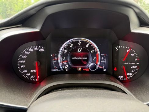 Used 2014 Chevrolet Corvette Stingray Coupe w/ Battery Protection Package RWD image 11