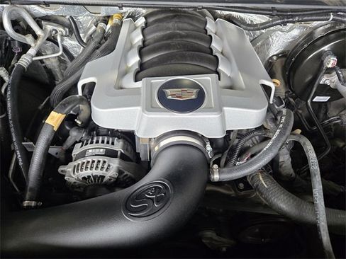 Used 2017 Cadillac Escalade Luxury image 33