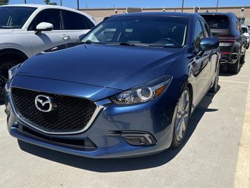 Used 2017 MAZDA MAZDA3 Touring FWD image 1