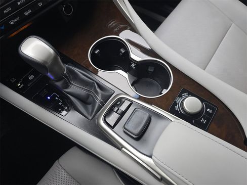 Used 2019 Lexus RX 350 AWD image 27