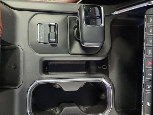 Used 2023 GMC Sierra 1500 Denali Ultimate image 18