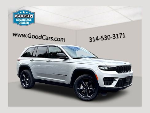 Certified 2022 Jeep Grand Cherokee Altitude image 1