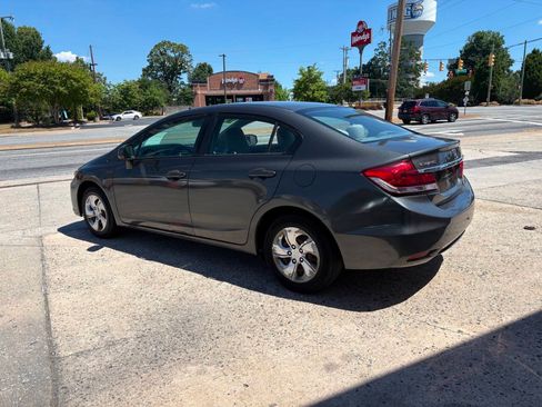 Used 2013 Honda Civic LX image 4