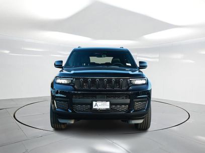New 2025 Jeep Grand Cherokee L Laredo