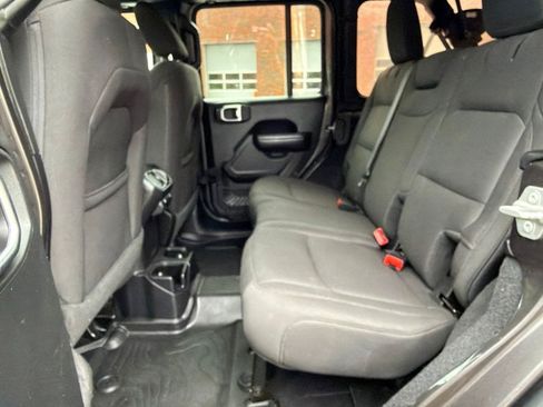Used 2020 Jeep Wrangler Unlimited Sport S AWD/4WD image 27