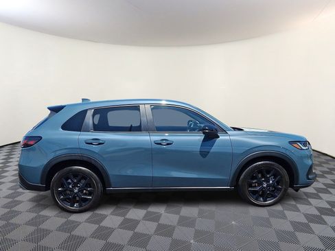 Used 2024 Honda HR-V Sport image 8