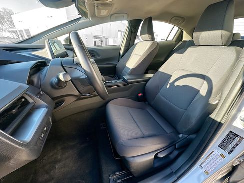 Used 2024 Toyota Prius LE image 13