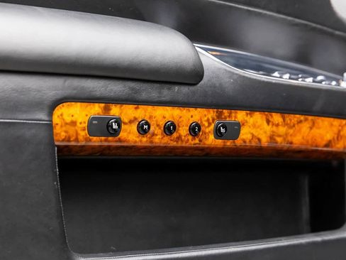 Used 2013 Rolls-Royce Ghost image 12