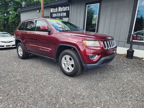 Used 2016 Jeep Grand Cherokee Laredo w/ Quick Order Package 23E AWD/4WD image 1