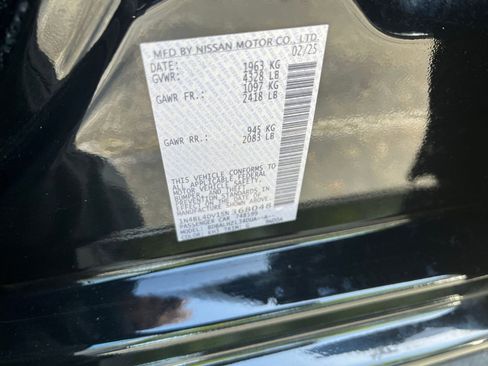 Used 2025 Nissan Altima 2.5 SV FWD image 28