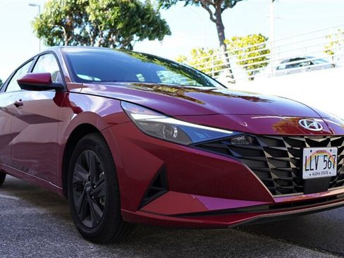 Used 2021 Hyundai Elantra SEL w/ Convenience Package FWD image 6