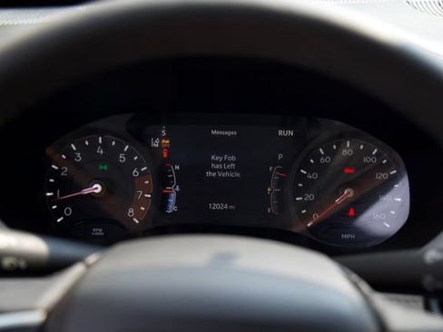 Used 2025 Jeep Compass Limited AWD/4WD image 27