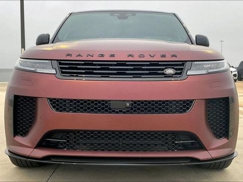 Used 2025 Land Rover Range Rover Sport SV Edition Two image 2