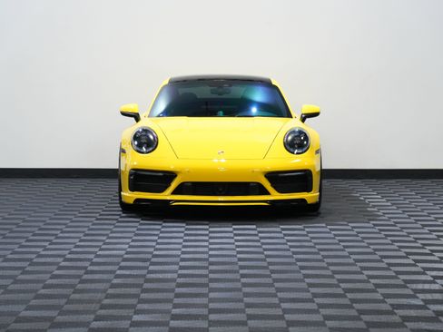 Used 2020 Porsche 911 Carrera 4S w/ Sport Package AWD/4WD image 4