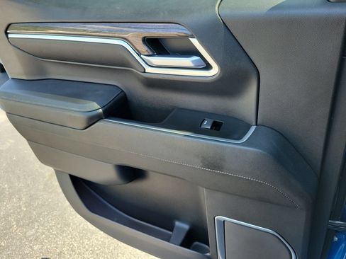 Used 2023 Chevrolet Silverado 1500 LTZ w/ Technology Package RWD image 13