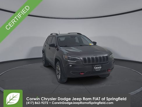 Used 2022 Jeep Cherokee Trailhawk w/ Trailer Tow Group AWD/4WD image 4