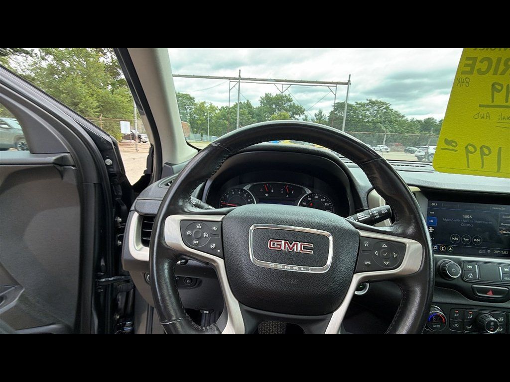 Used 2019 GMC Terrain Denali w/ GMC Pro Grade Package AWD/4WD image 11