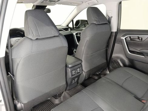Used 2025 Toyota RAV4 LE AWD/4WD image 13