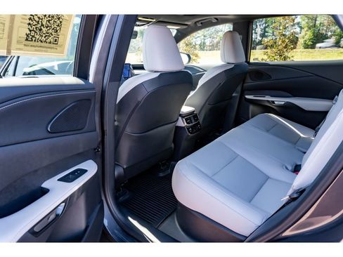 Used 2024 Lexus RX 350 Premium image 13