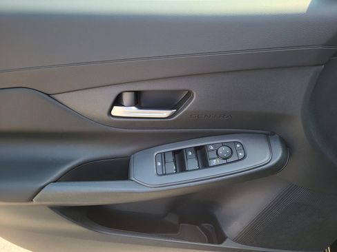 New 2027 Nissan Sentra S w/ Floor Mat Package FWD image 15