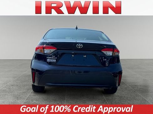 Certified 2022 Toyota Corolla LE image 4